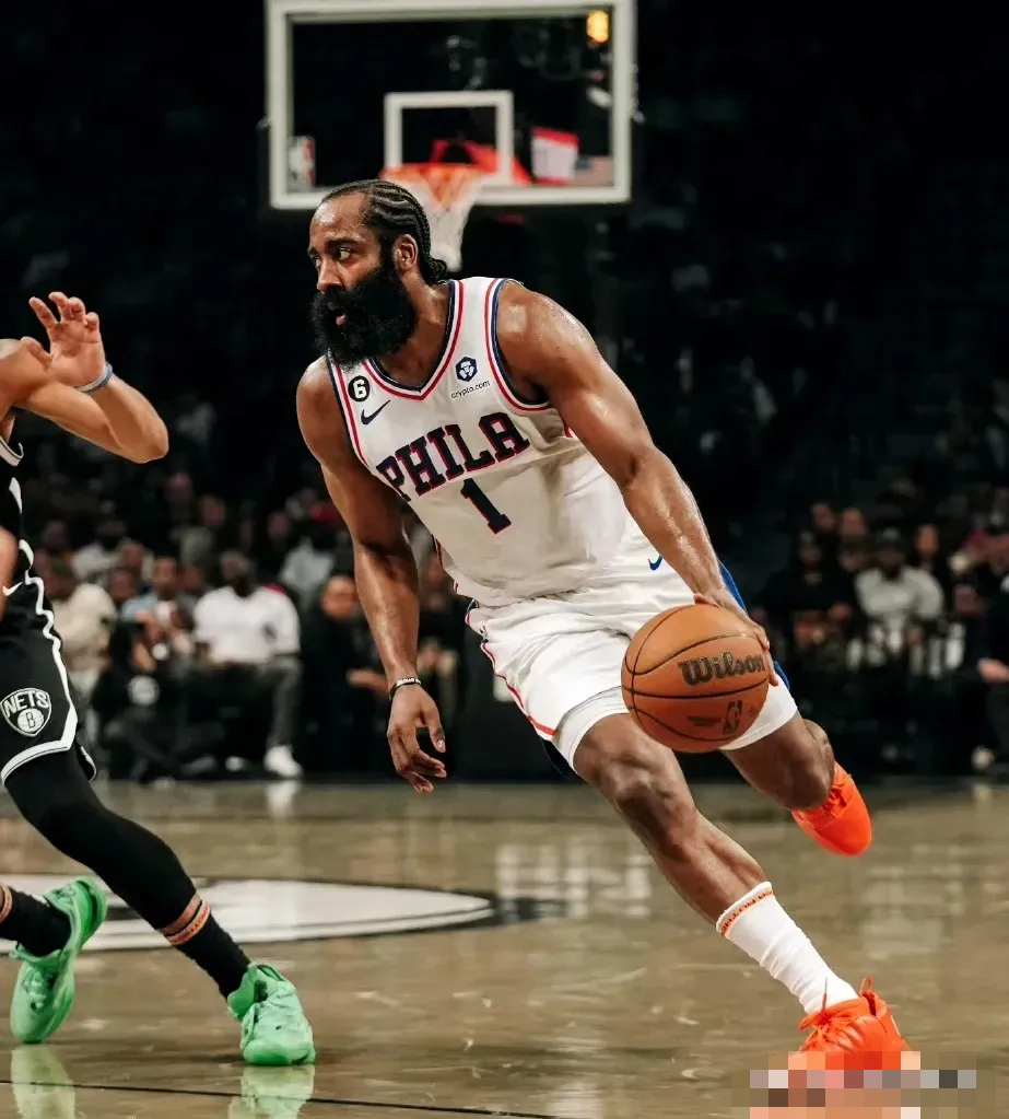 爱游戏娱乐包含离谱！赛前武汉三镇备战NBA常规赛加时末段新奥尔良鹈鹕调整名单以备亚冠，赛前巴塞罗那备战德甲的词条